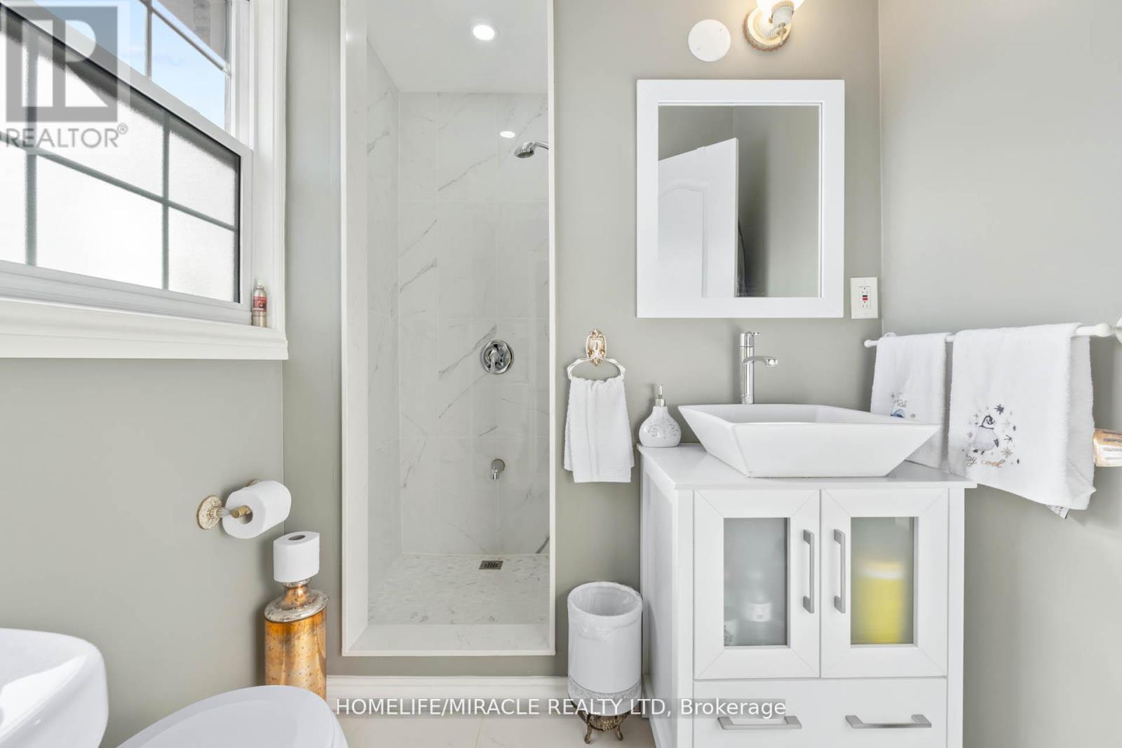 73 Garrard Road, Whitby, Ontario  L1N 3K4 - Photo 20 - E12693002