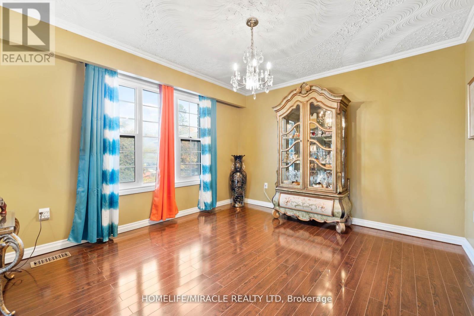 73 Garrard Road, Whitby, Ontario  L1N 3K4 - Photo 5 - E12693002