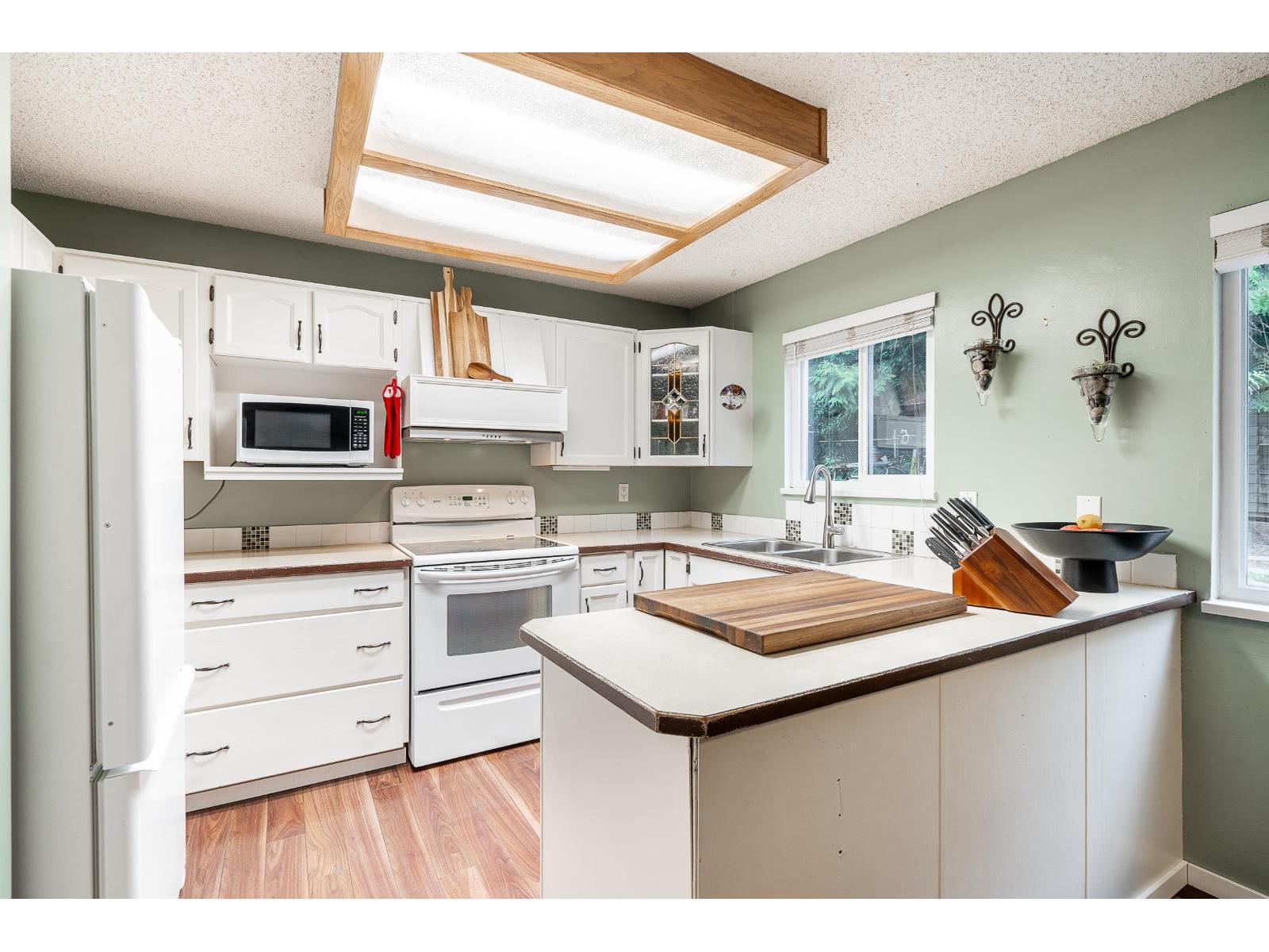 8370 Sheaves Road, Delta, British Columbia  V4C 3X1 - Photo 9 - R3079132