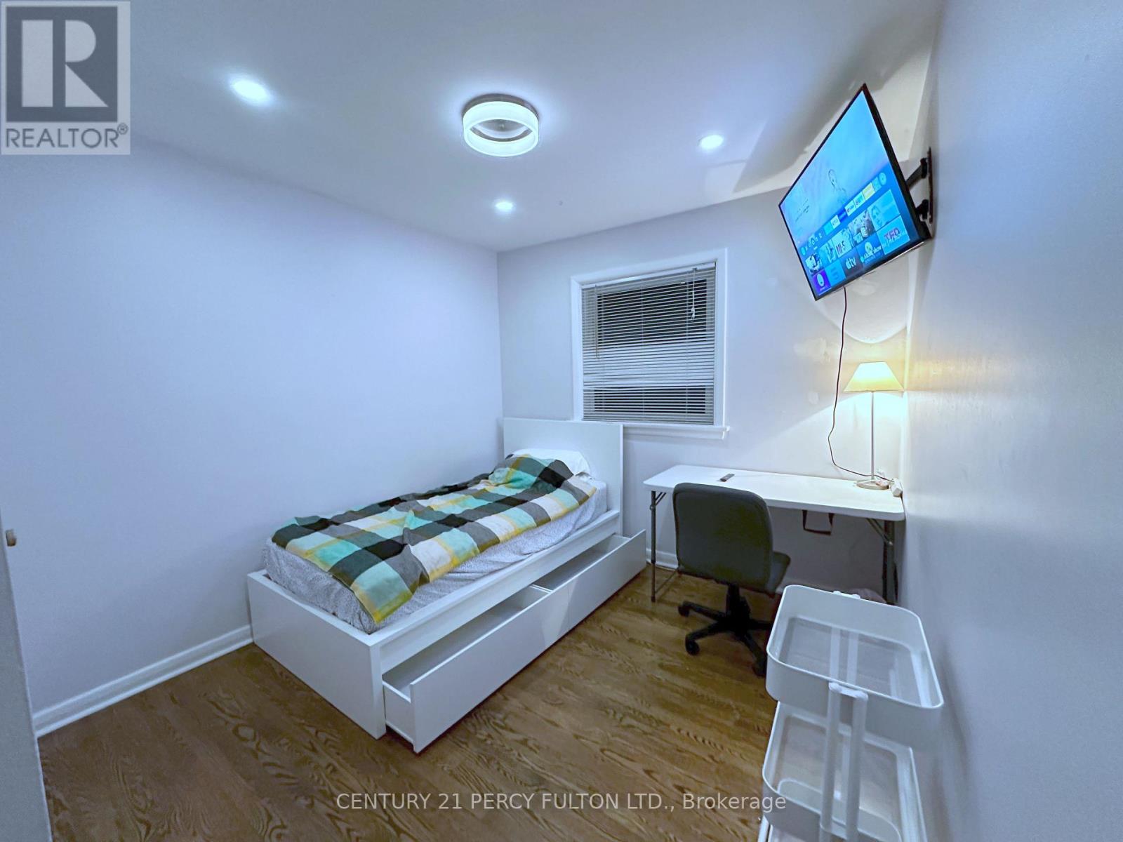 272 Conestoga Avenue, Richmond Hill (Harding), Ontario  L4C 2H2 - Photo 12 - N12692826