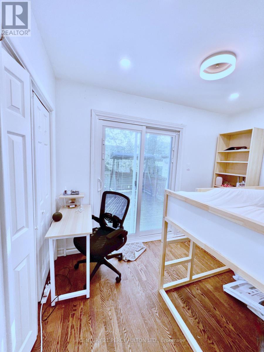 272 Conestoga Avenue, Richmond Hill (Harding), Ontario  L4C 2H2 - Photo 15 - N12692826