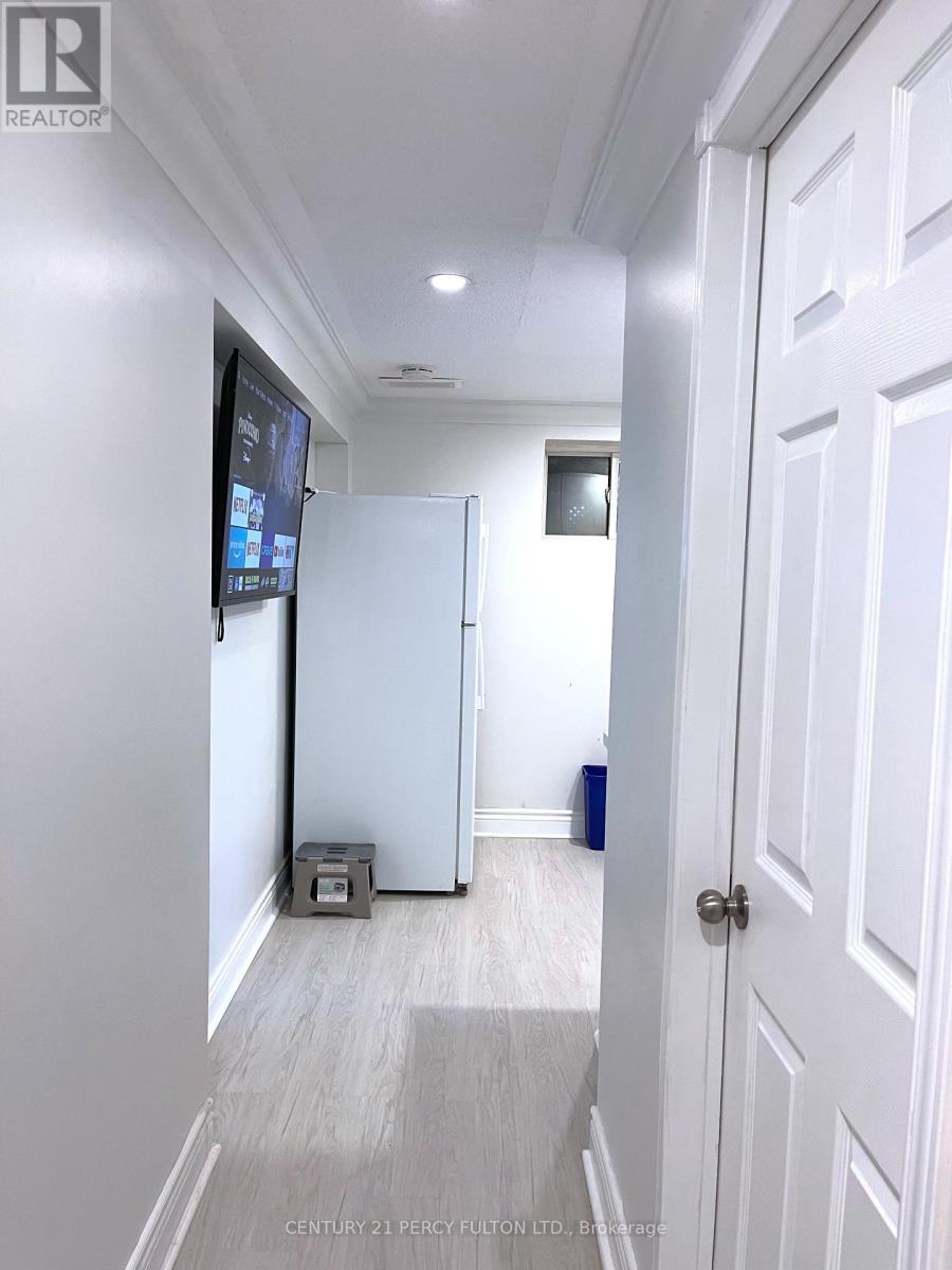 272 Conestoga Avenue, Richmond Hill (Harding), Ontario  L4C 2H2 - Photo 26 - N12692826