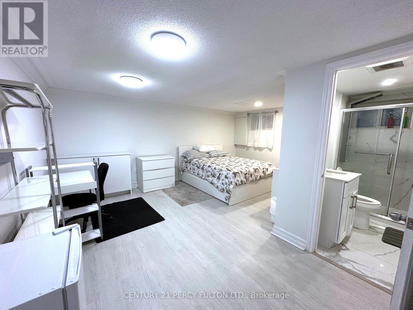 272 Conestoga Avenue, Richmond Hill (Harding), Ontario  L4C 2H2 - Photo 33 - N12692826