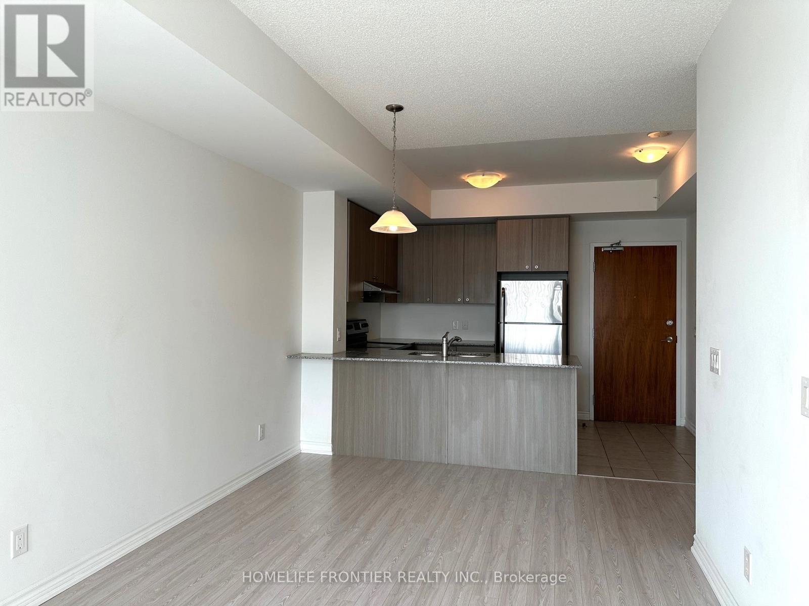 717 - 8323 Kennedy Road, Markham (Village Green-South Unionville), Ontario  L3R 5W7 - Photo 8 - N12692938