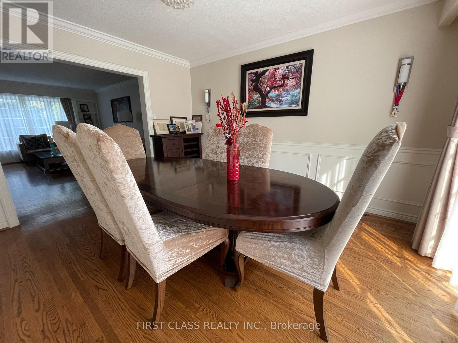 33 Apple Orchard Path, Markham, Ontario  L3T 3B5 - Photo 4 - N12692990