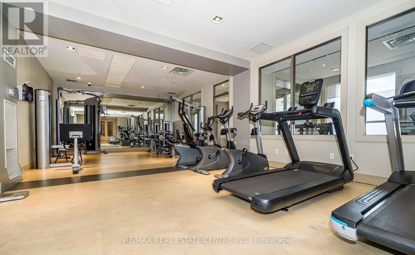 1411 - 388 Prince Of Wales Drive, Mississauga, Ontario  L5B 0A1 - Photo 7 - W12692426