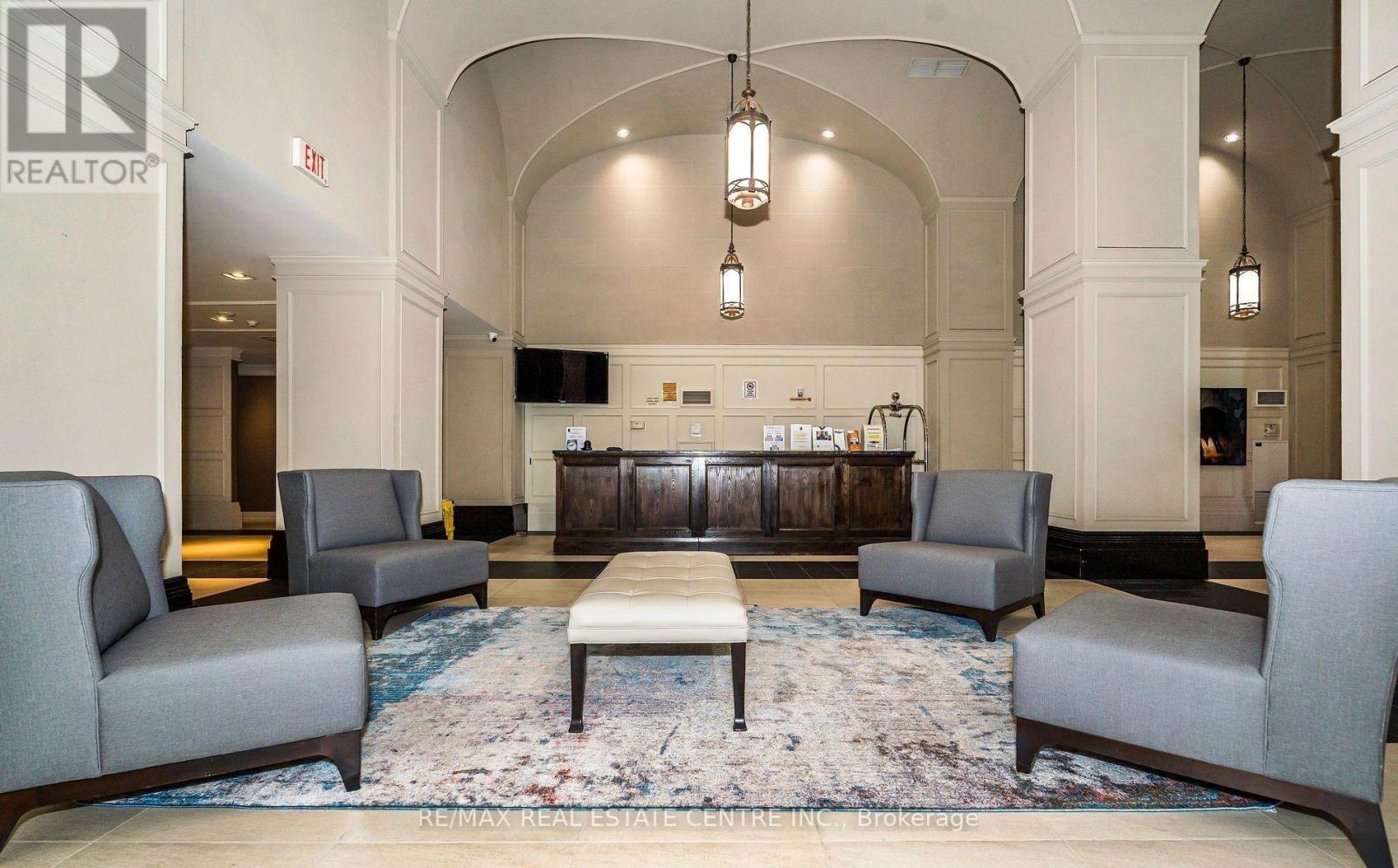 1411 - 388 Prince Of Wales Drive, Mississauga, Ontario  L5B 0A1 - Photo 10 - W12692426