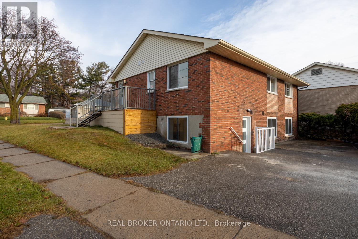 Lower - 685 Emerson Avenue, Oshawa, Ontario  L1H 3L2 - Photo 2 - E12692180