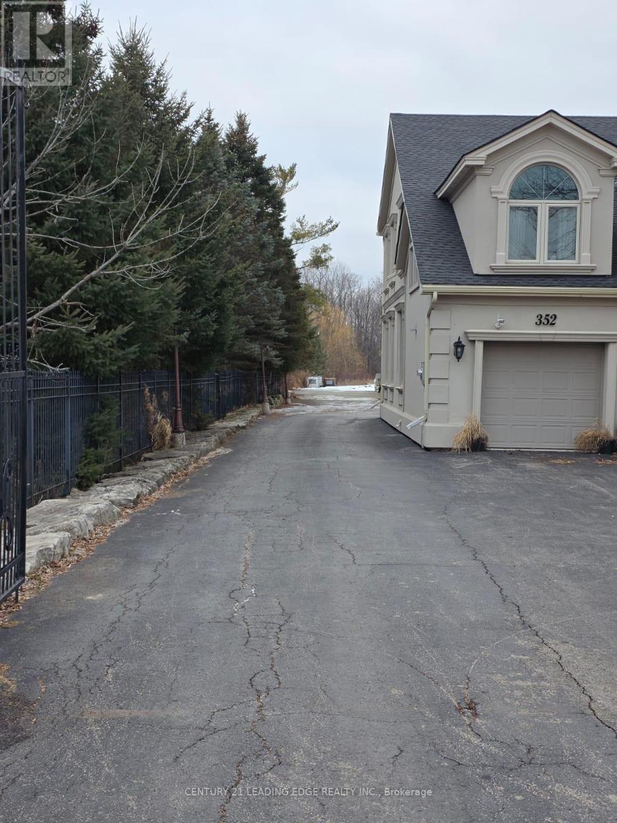 A - 352 SUNNYRIDGE ROAD W, Hamilton, Ontario