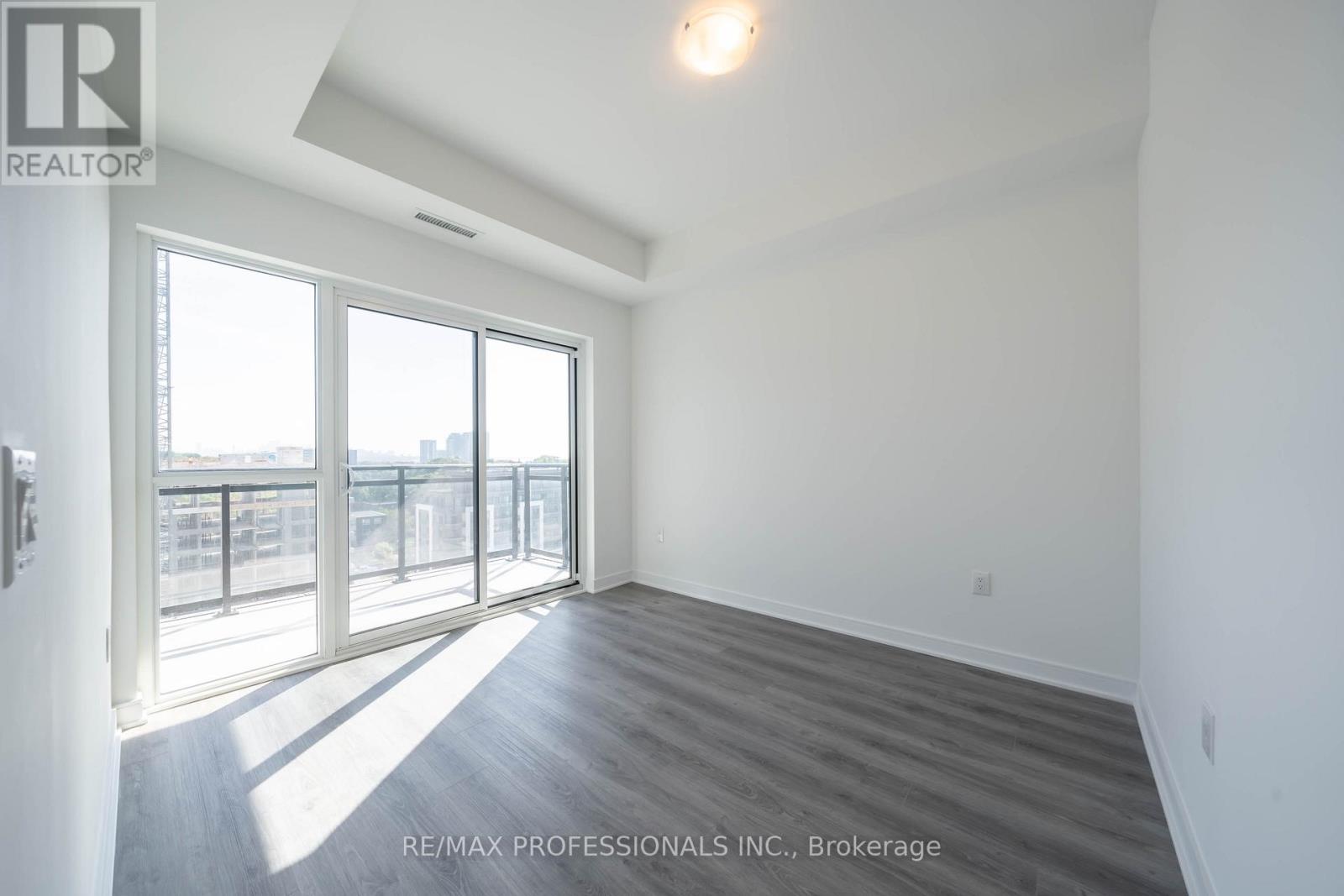 901 - 25 Neighbourhood Lane, Toronto, Ontario  M9Y 0C4 - Photo 12 - W12692818