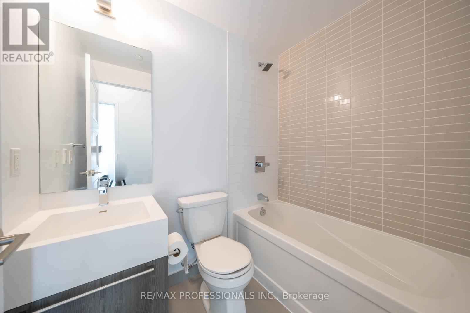 901 - 25 Neighbourhood Lane, Toronto, Ontario  M9Y 0C4 - Photo 22 - W12692818