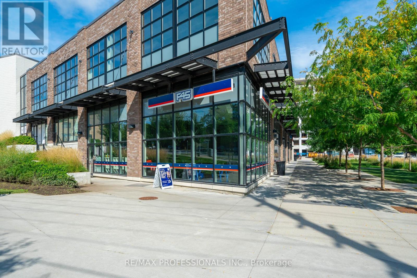 901 - 25 Neighbourhood Lane, Toronto, Ontario  M9Y 0C4 - Photo 32 - W12692818