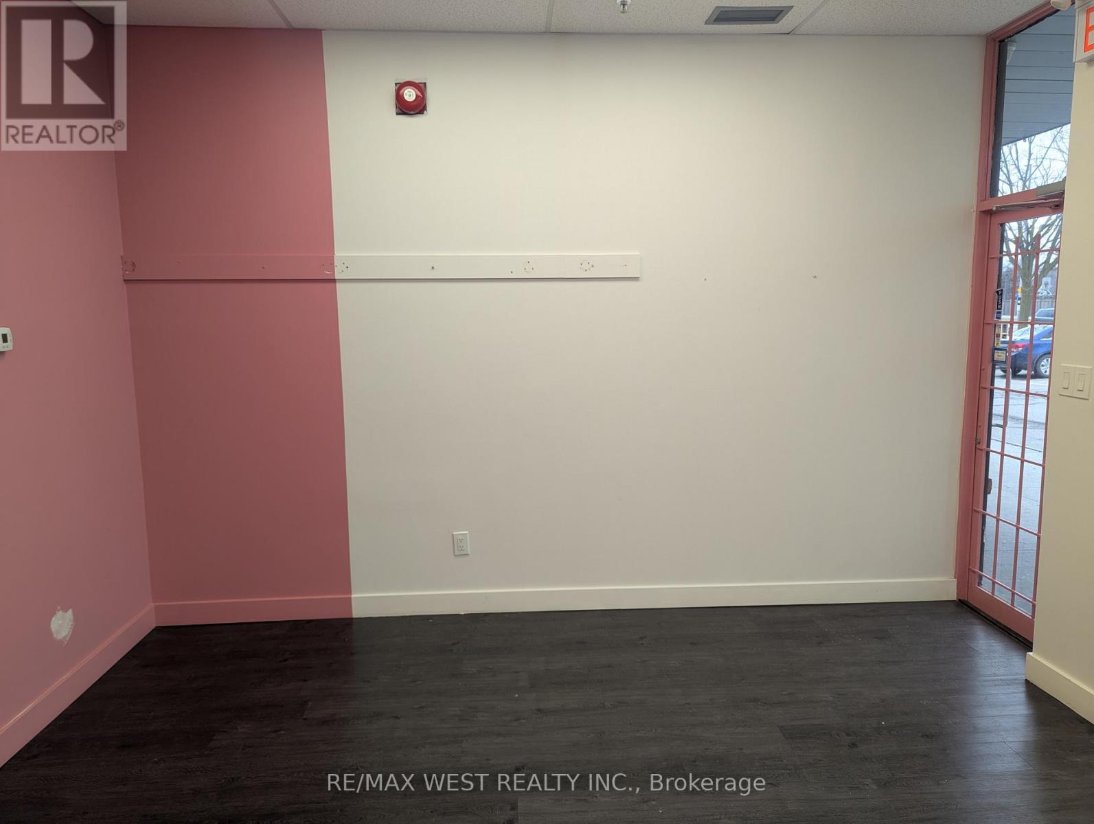 B1 - 1965 Britannia Road W, Mississauga, Ontario  L5M 4Y4 - Photo 5 - W12692830