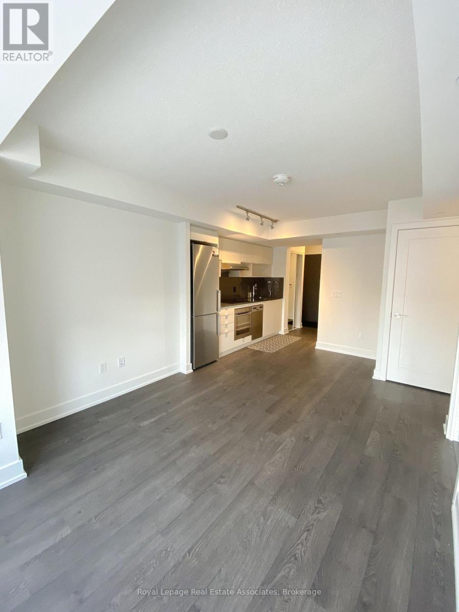 405 - 7 Mabelle Avenue, Toronto, Ontario  M5T 0C9 - Photo 5 - W12692850