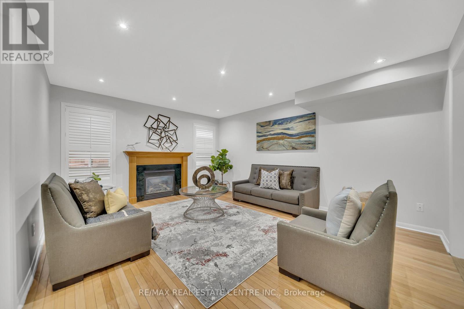 129 Cadillac Crescent, Brampton, Ontario  L7A 3B3 - Photo 12 - W12692874