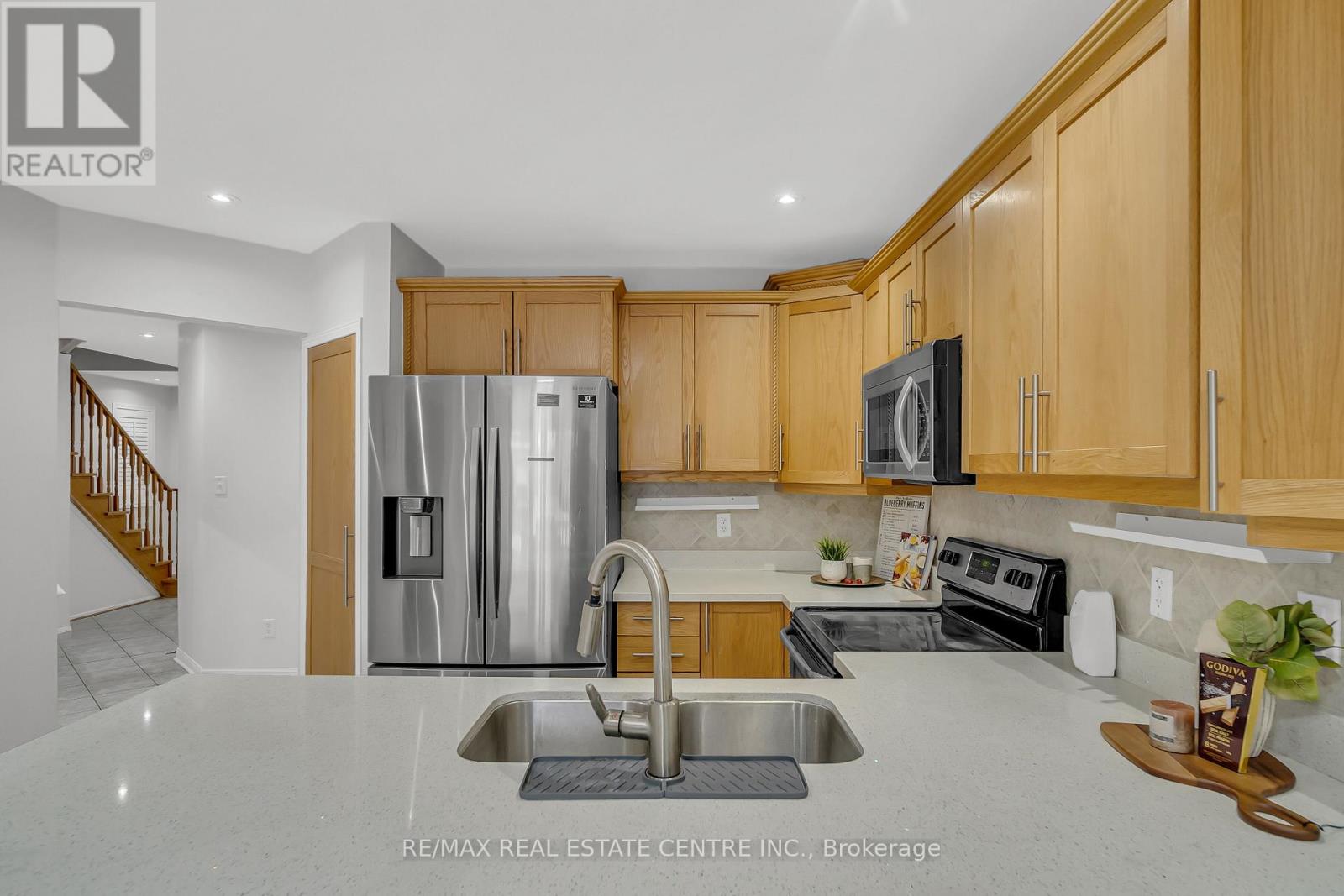 129 Cadillac Crescent, Brampton, Ontario  L7A 3B3 - Photo 17 - W12692874