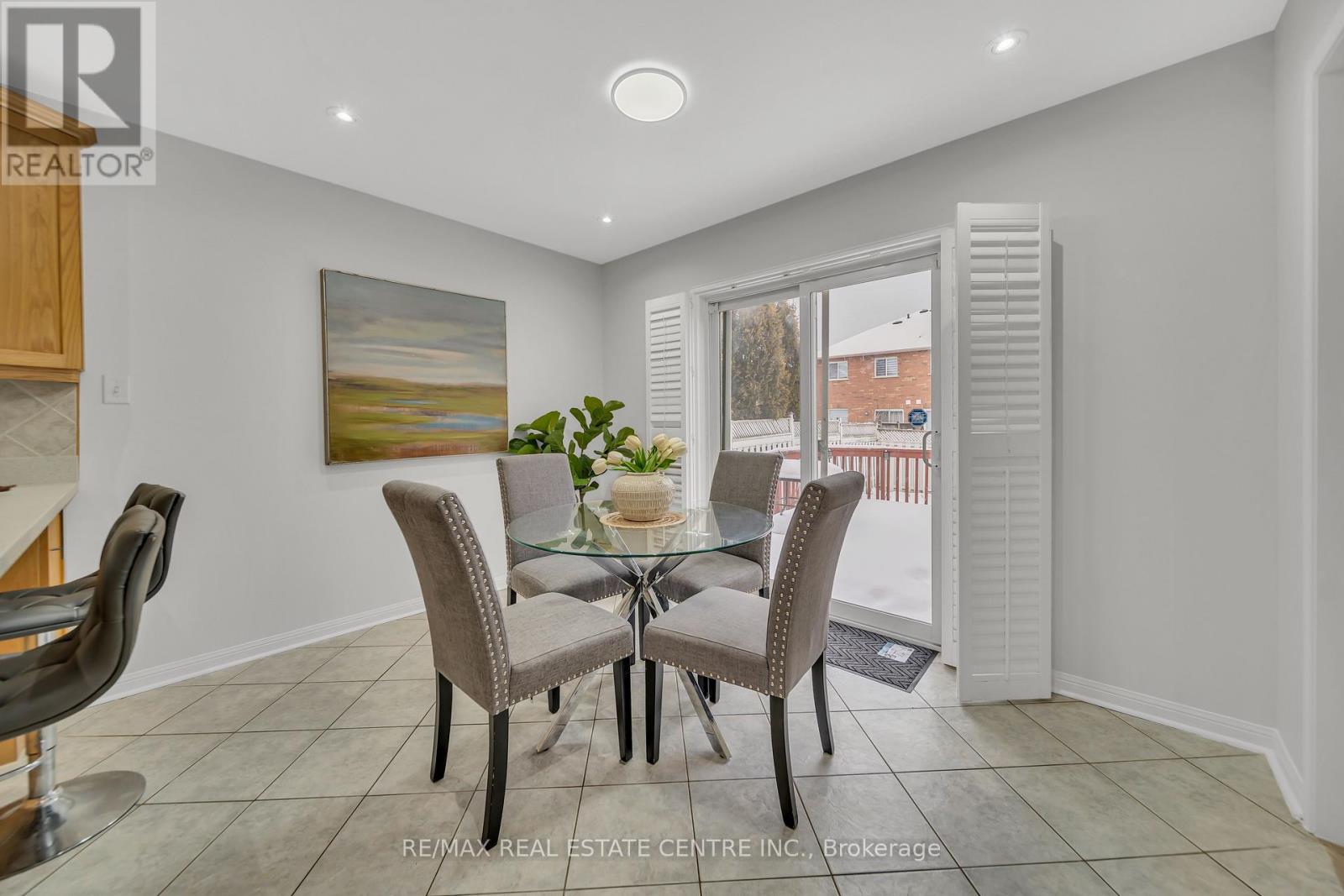 129 Cadillac Crescent, Brampton, Ontario  L7A 3B3 - Photo 18 - W12692874