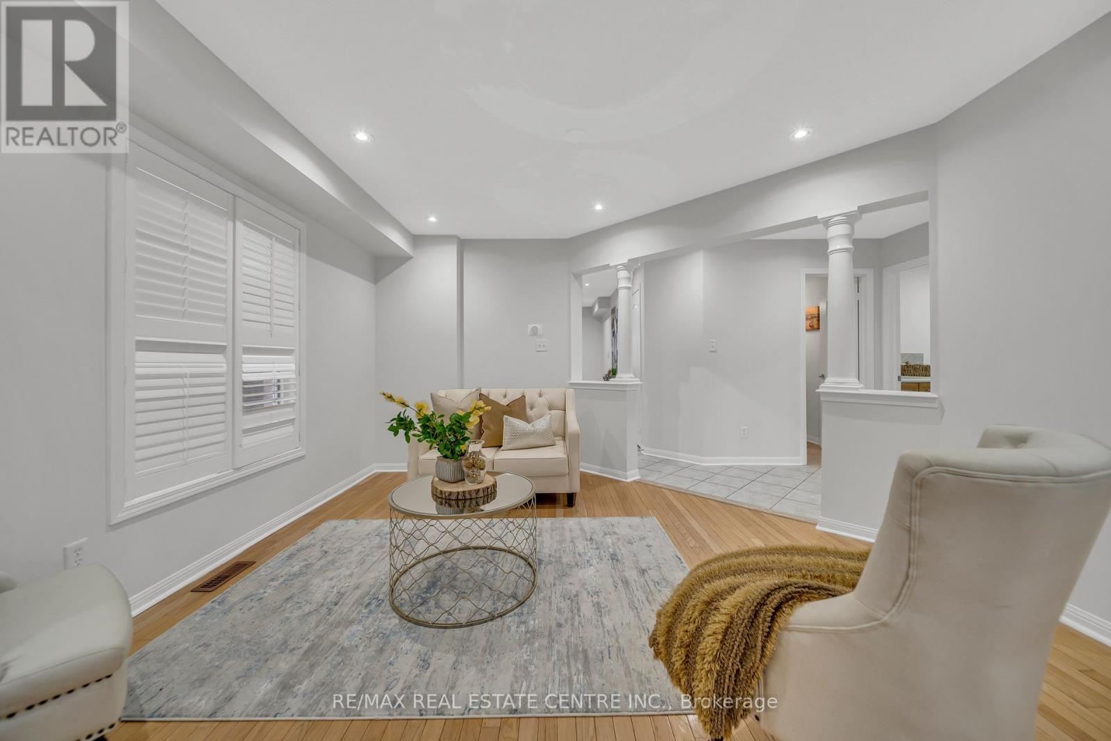 129 Cadillac Crescent, Brampton, Ontario  L7A 3B3 - Photo 9 - W12692874