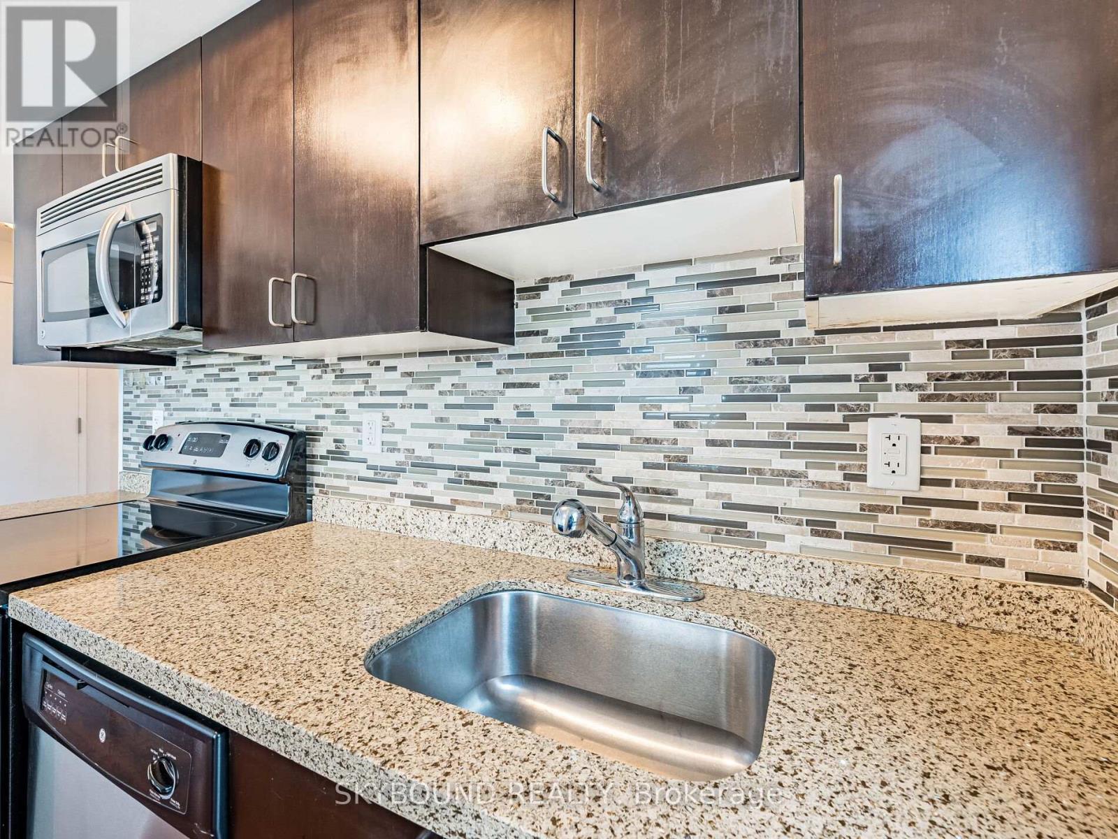 503 - 155 Legion Road N, Toronto, Ontario  M8Y 0A7 - Photo 20 - W12692908