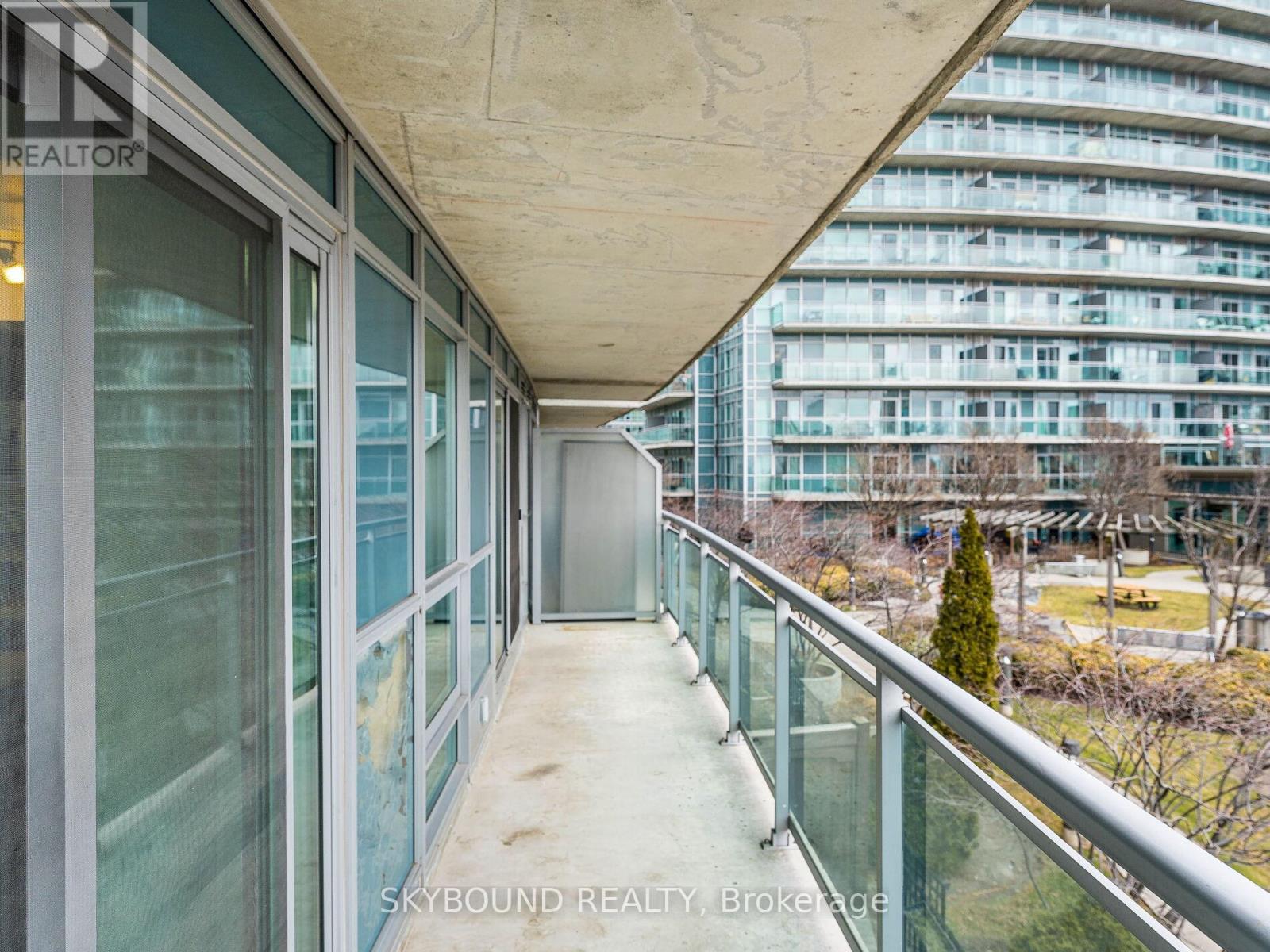 503 - 155 Legion Road N, Toronto, Ontario  M8Y 0A7 - Photo 38 - W12692908