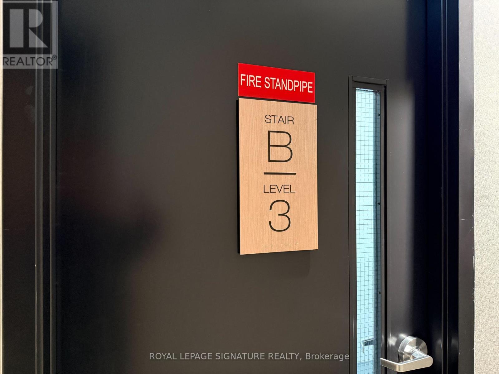 313 - 1 Fairview Road E, Mississauga, Ontario  L5A 4C6 - Photo 16 - W12692946