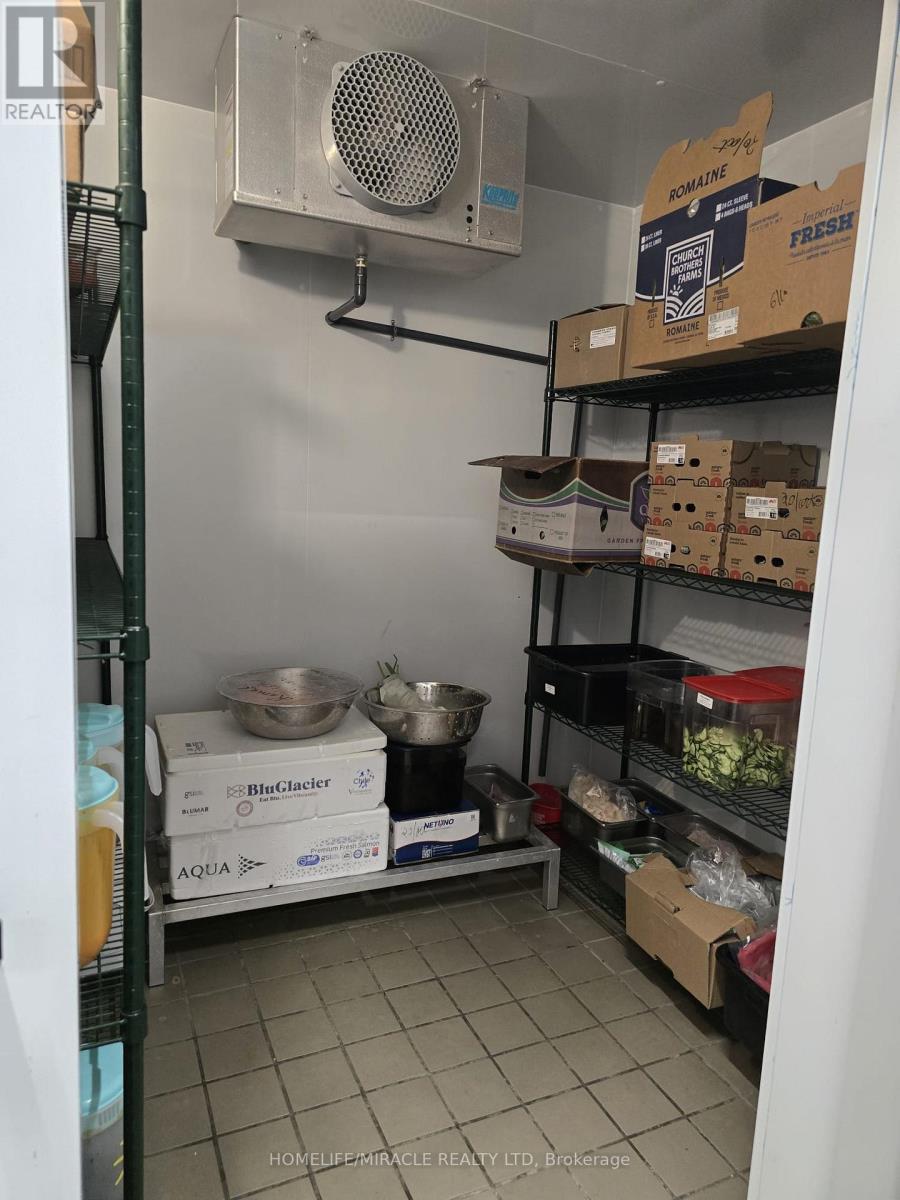 D1-B - 2465 Appleby Line, Burlington, Ontario  L7L 0B6 - Photo 7 - W12692966