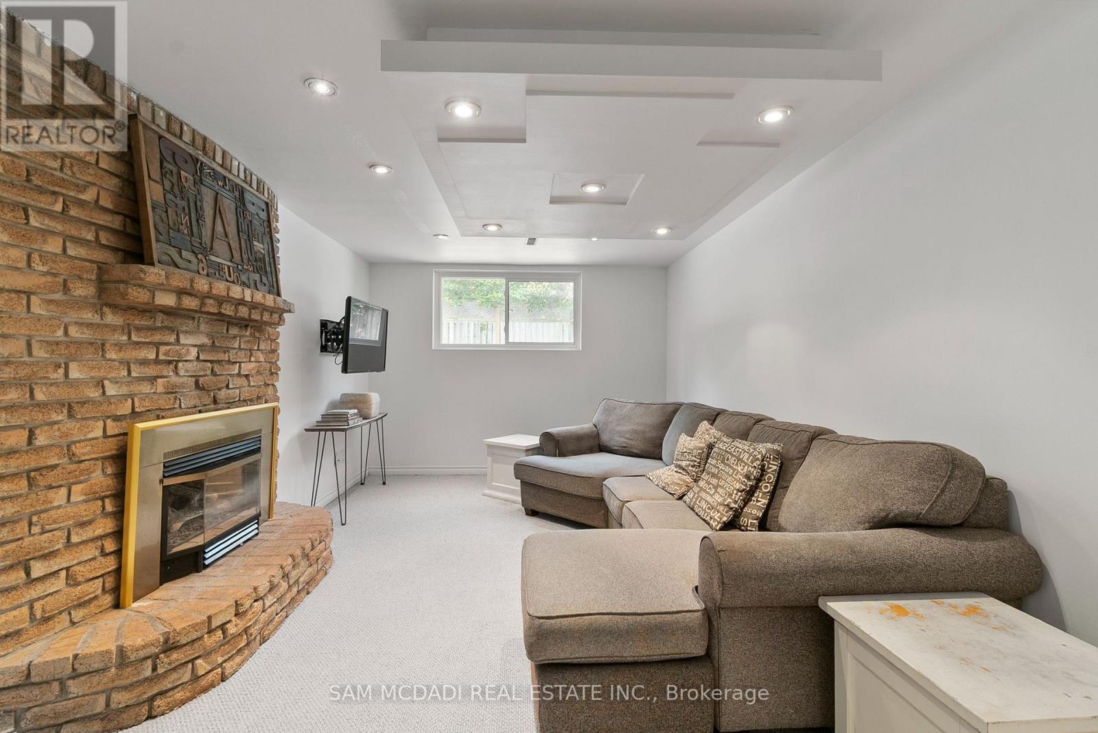 496 Seymour Drive, Oakville, Ontario  L6L 3K1 - Photo 20 - W12692970