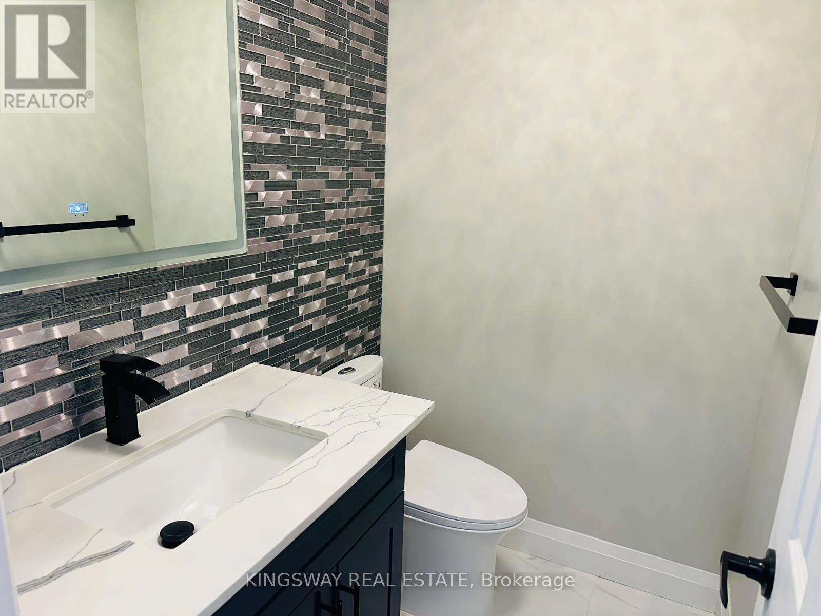 743 Mirage Place, Mississauga, Ontario  L5R 3Y2 - Photo 13 - W12692994