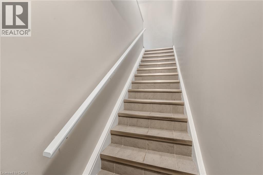 52 Wheat Lane, Kitchener, Ontario N2R 0R6 - Photo 3 - 40797171