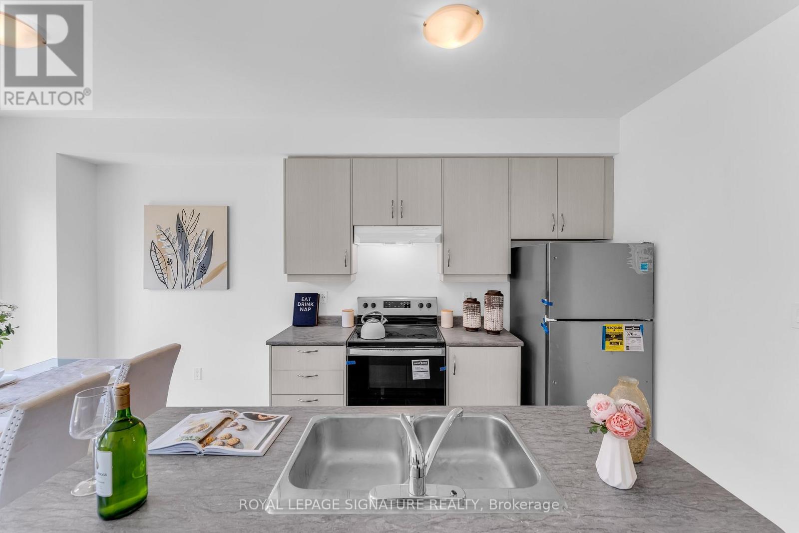 7453 Baycrest Common, Niagara Falls, Ontario  L2G 3L7 - Photo 15 - X12692958