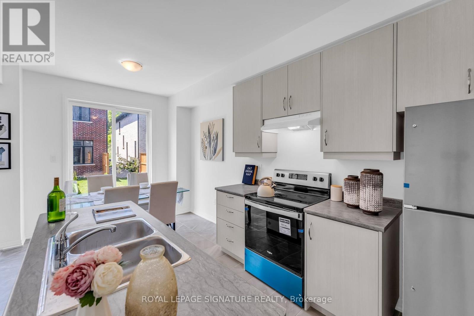 7453 Baycrest Common, Niagara Falls, Ontario  L2G 3L7 - Photo 16 - X12692958