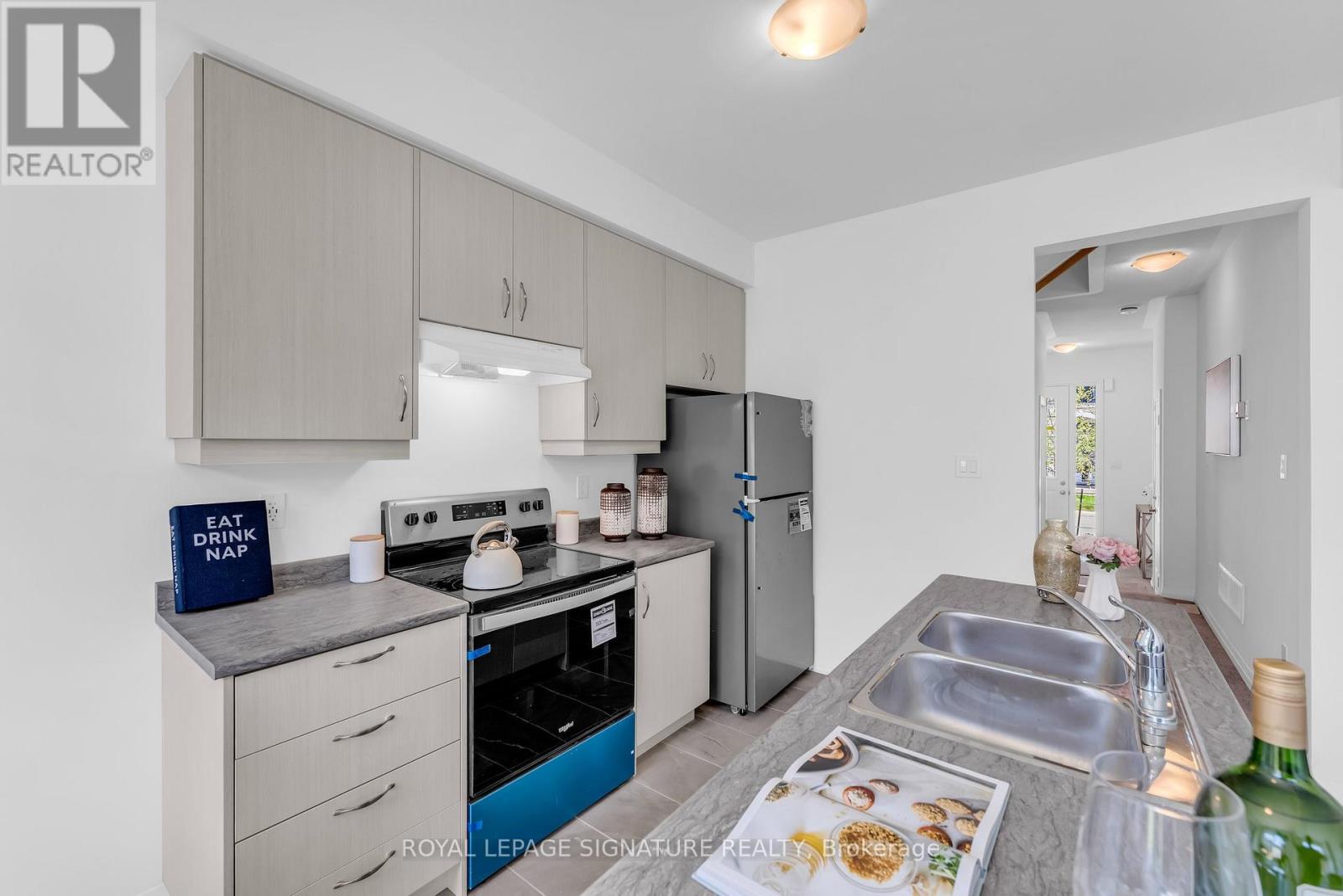 7453 Baycrest Common, Niagara Falls, Ontario  L2G 3L7 - Photo 19 - X12692958