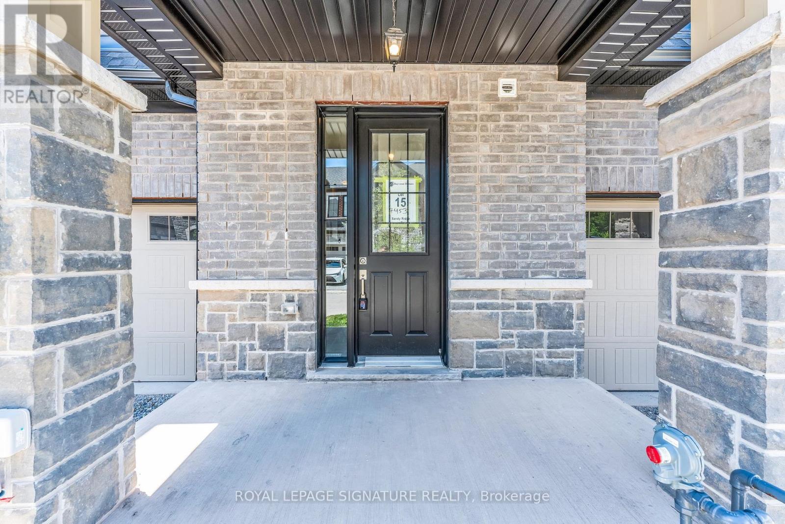 7453 Baycrest Common, Niagara Falls, Ontario  L2G 3L7 - Photo 4 - X12692958