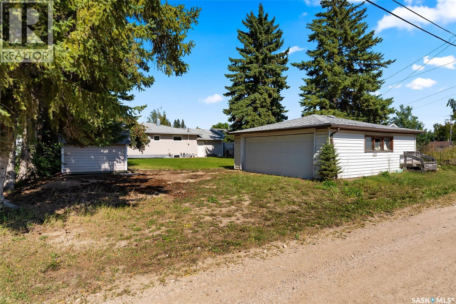 433 9th Avenue W, Melville, Saskatchewan  S0A 2P0 - Photo 30 - SK026759