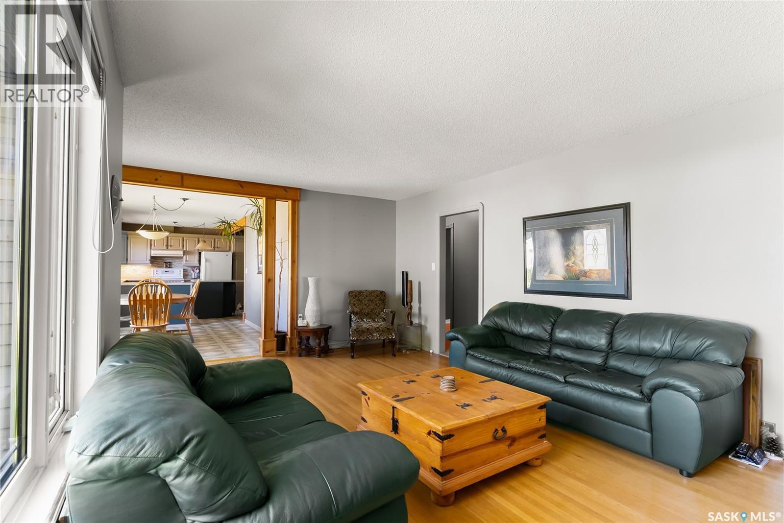 433 9th Avenue W, Melville, Saskatchewan  S0A 2P0 - Photo 5 - SK026759