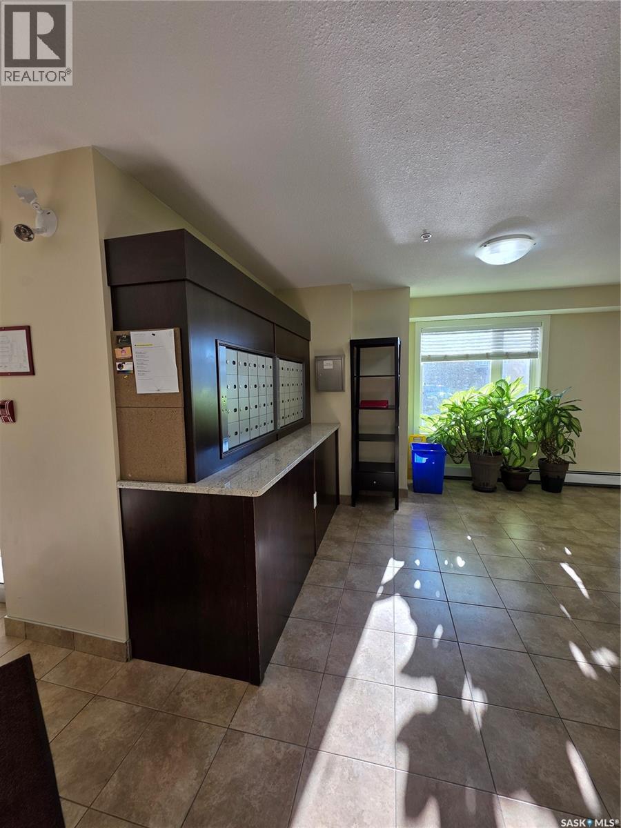 404 304 Petterson Drive, Estevan, Saskatchewan  S4A 1N7 - Photo 4 - SK026732