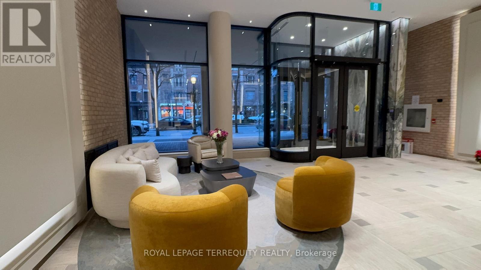 310 - 80 Front Street E, Toronto, Ontario  M5E 1T4 - Photo 4 - C12674290