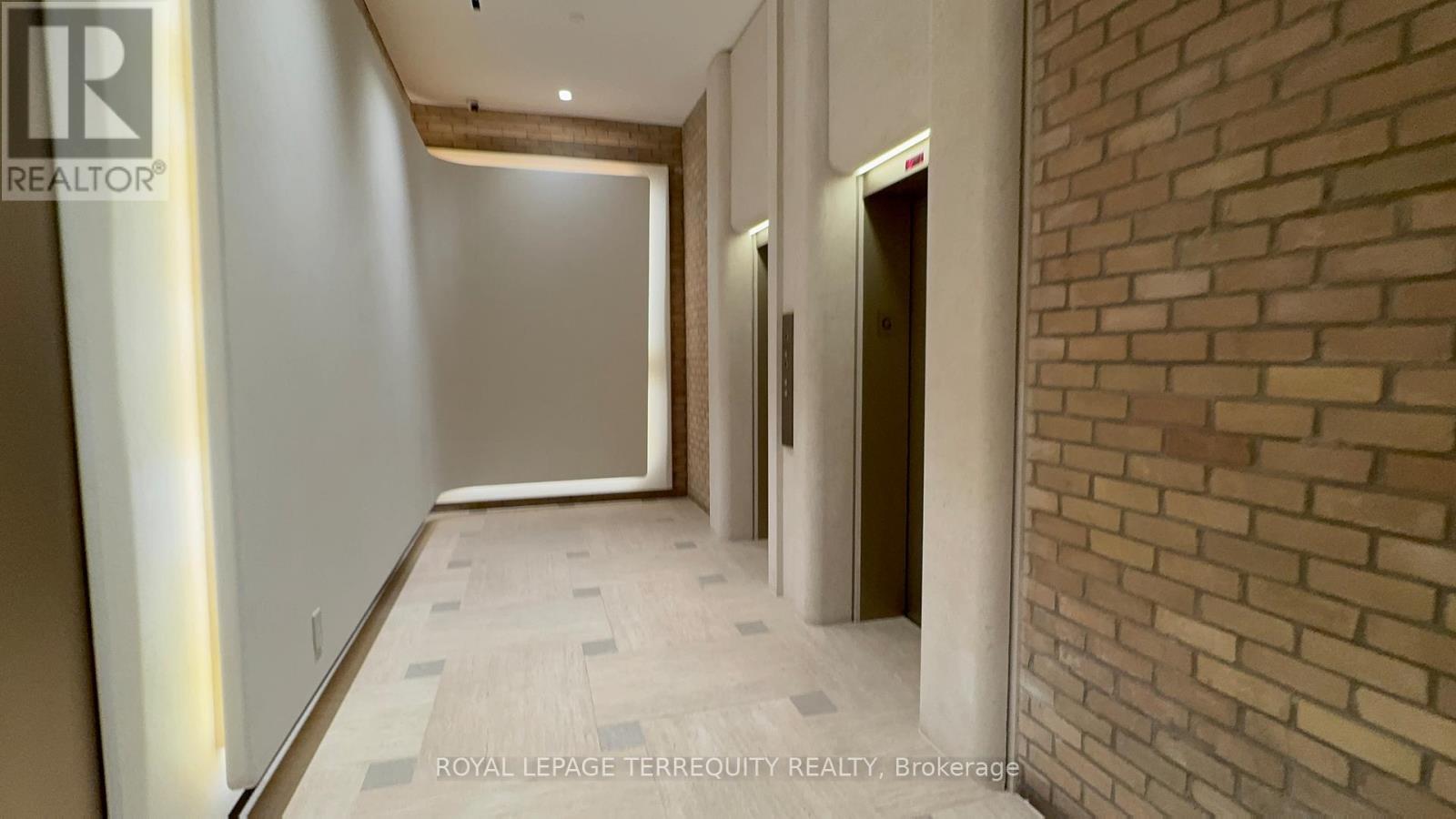 310 - 80 Front Street E, Toronto, Ontario  M5E 1T4 - Photo 5 - C12674290