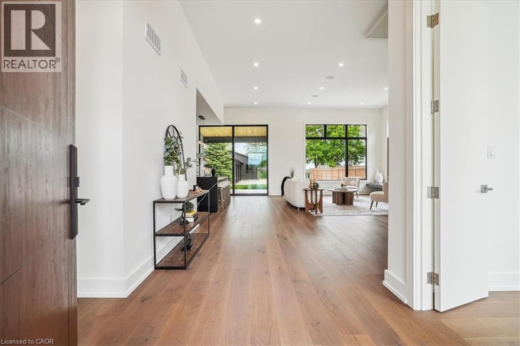 1613g Lookout Street, Fonthill, Ontario  L3E 0V2 - Photo 15 - 40798216