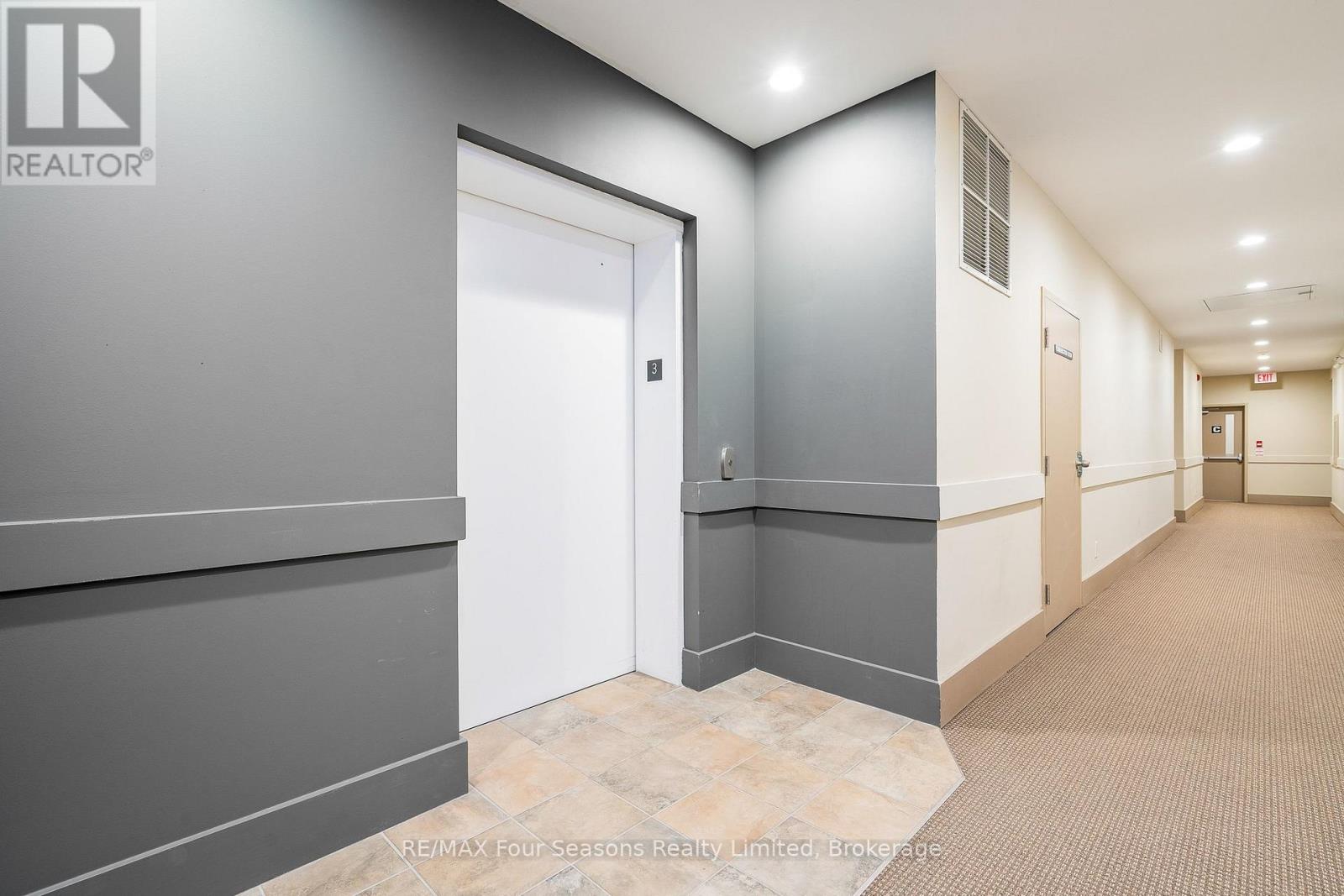 305 - 27 Beaver Street S, Blue Mountains, Ontario  N0H 1J0 - Photo 6 - X12693072