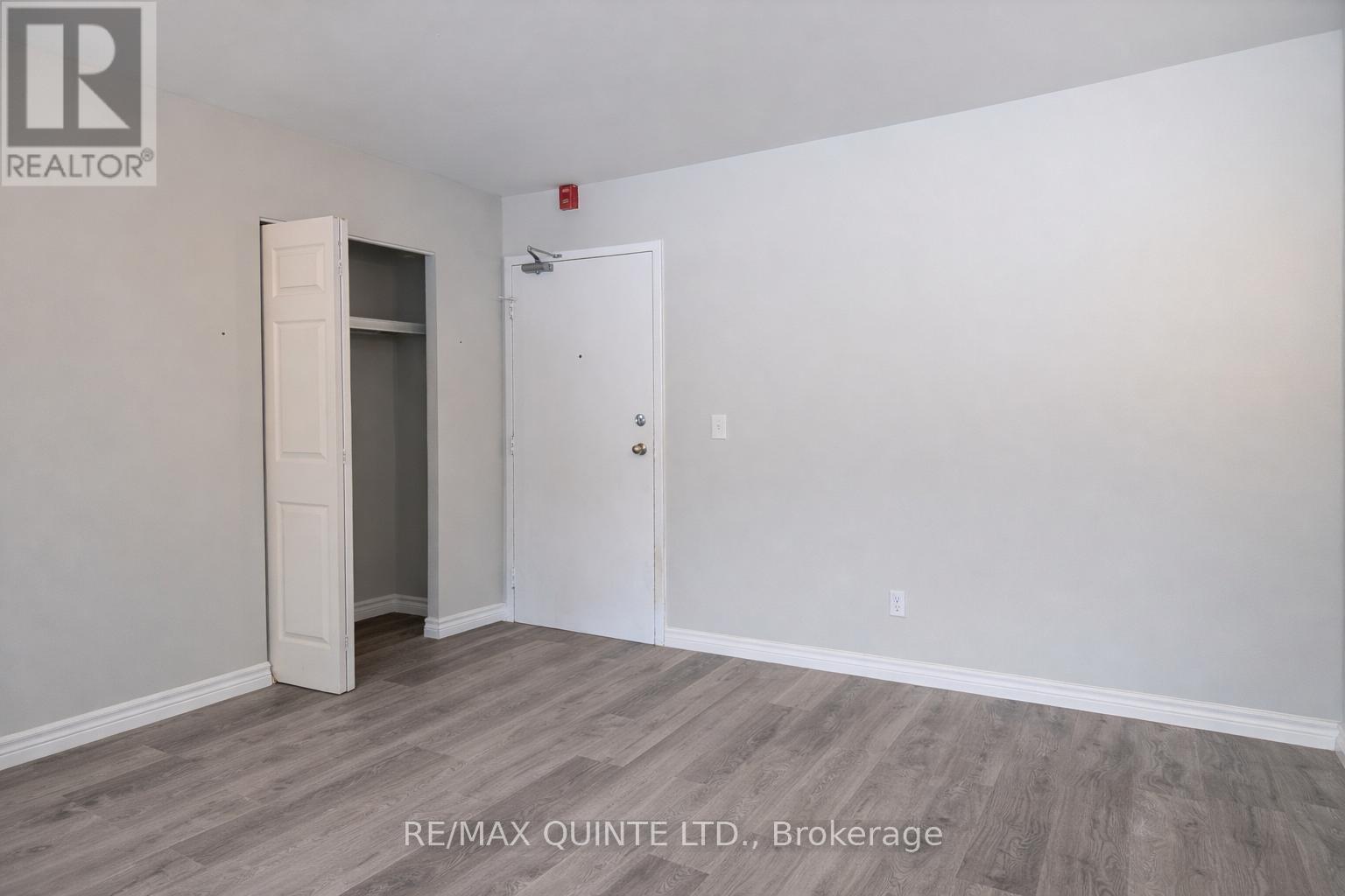 108 - 260 Academy Street, Loyalist, Ontario  K0H 1G0 - Photo 5 - X12693040