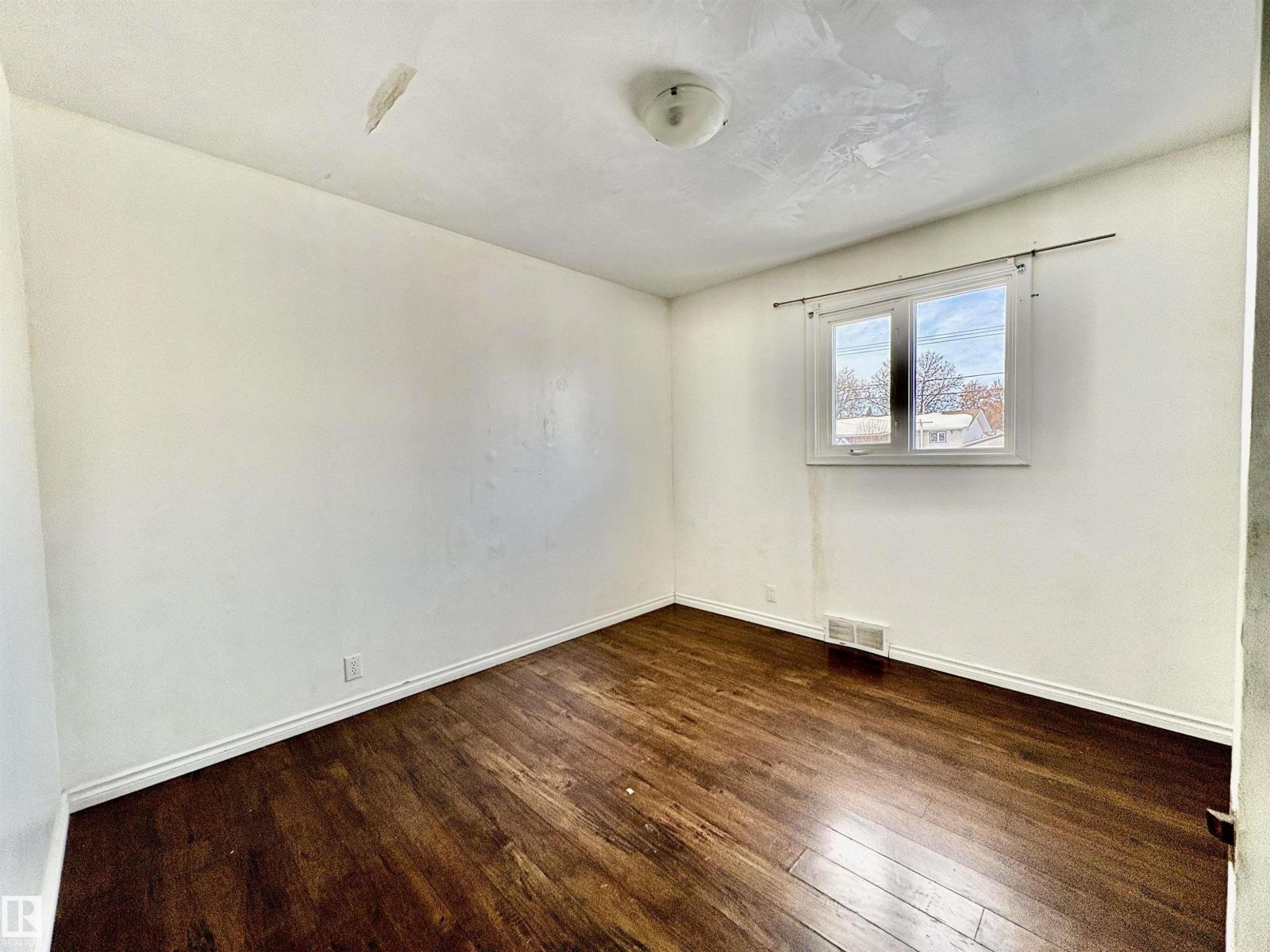 5230 50 St, Camrose, Alberta  T4V 1R5 - Photo 8 - E4469867