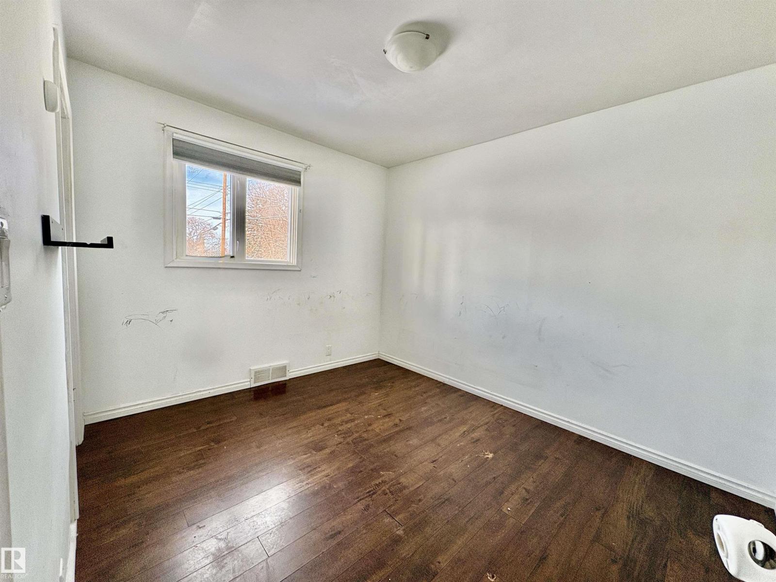 5230 50 St, Camrose, Alberta  T4V 1R5 - Photo 5 - E4469867