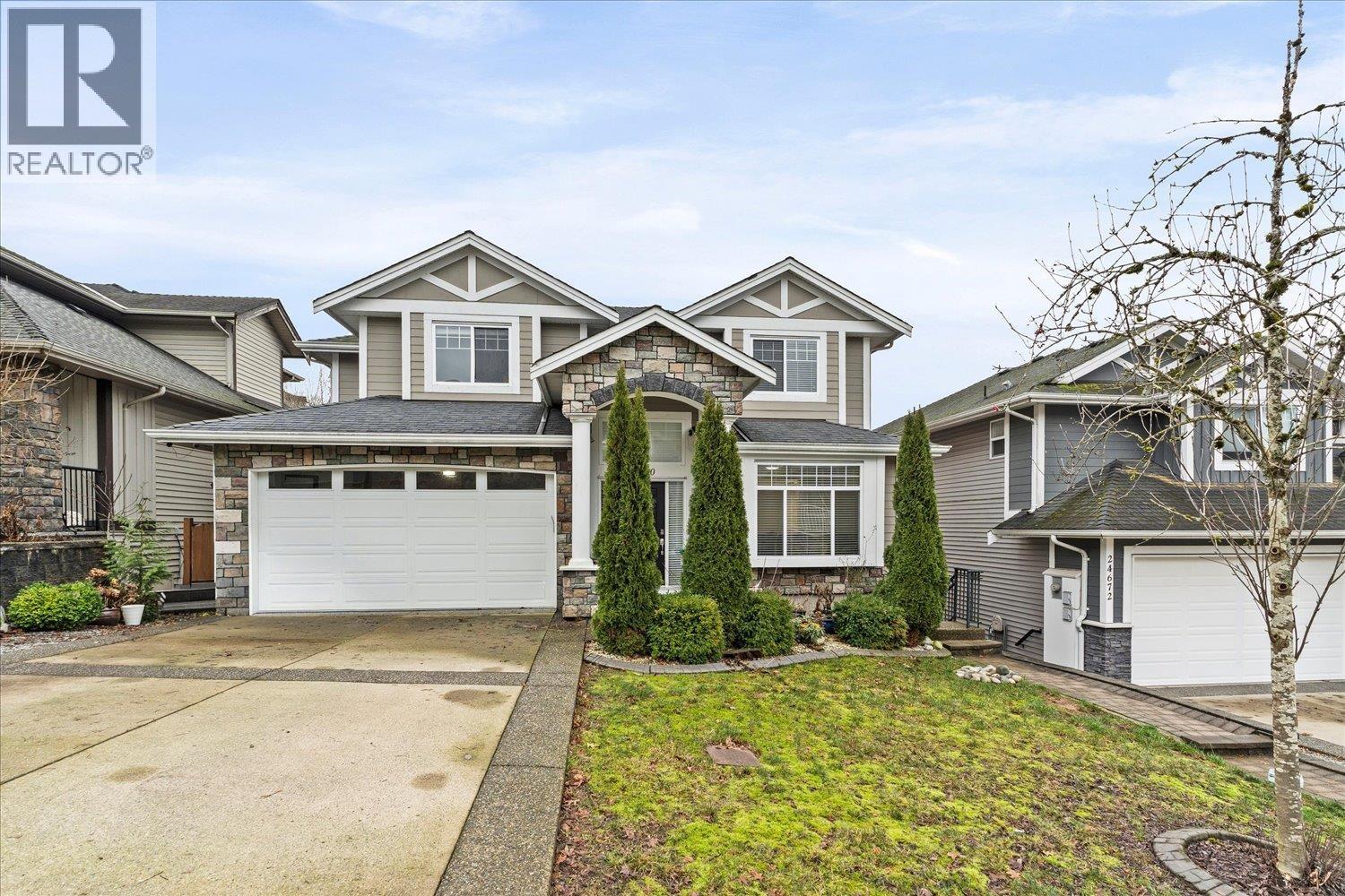 24680 103a Avenue, Maple Ridge, British Columbia  V2W 0B1 - Photo 2 - R3079061