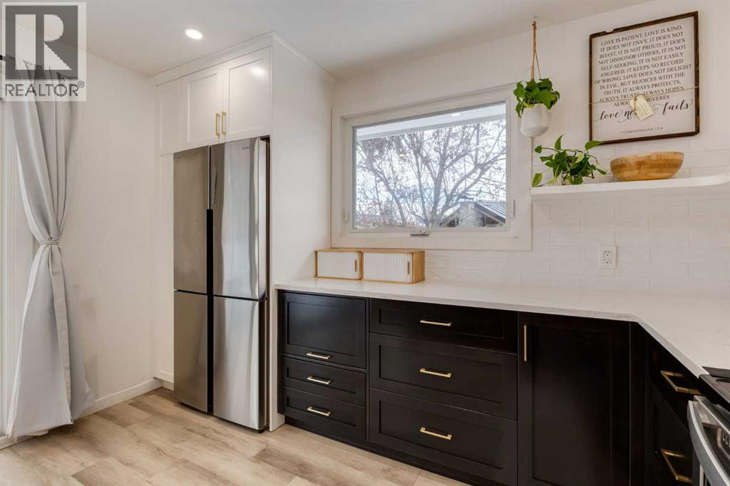 820 Cantrell Place Sw, Calgary, Alberta  T2W 2C3 - Photo 21 - A2278405