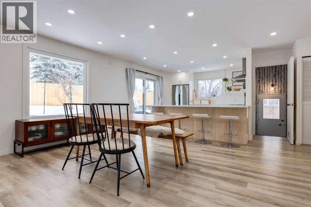 820 Cantrell Place Sw, Calgary, Alberta  T2W 2C3 - Photo 10 - A2278405