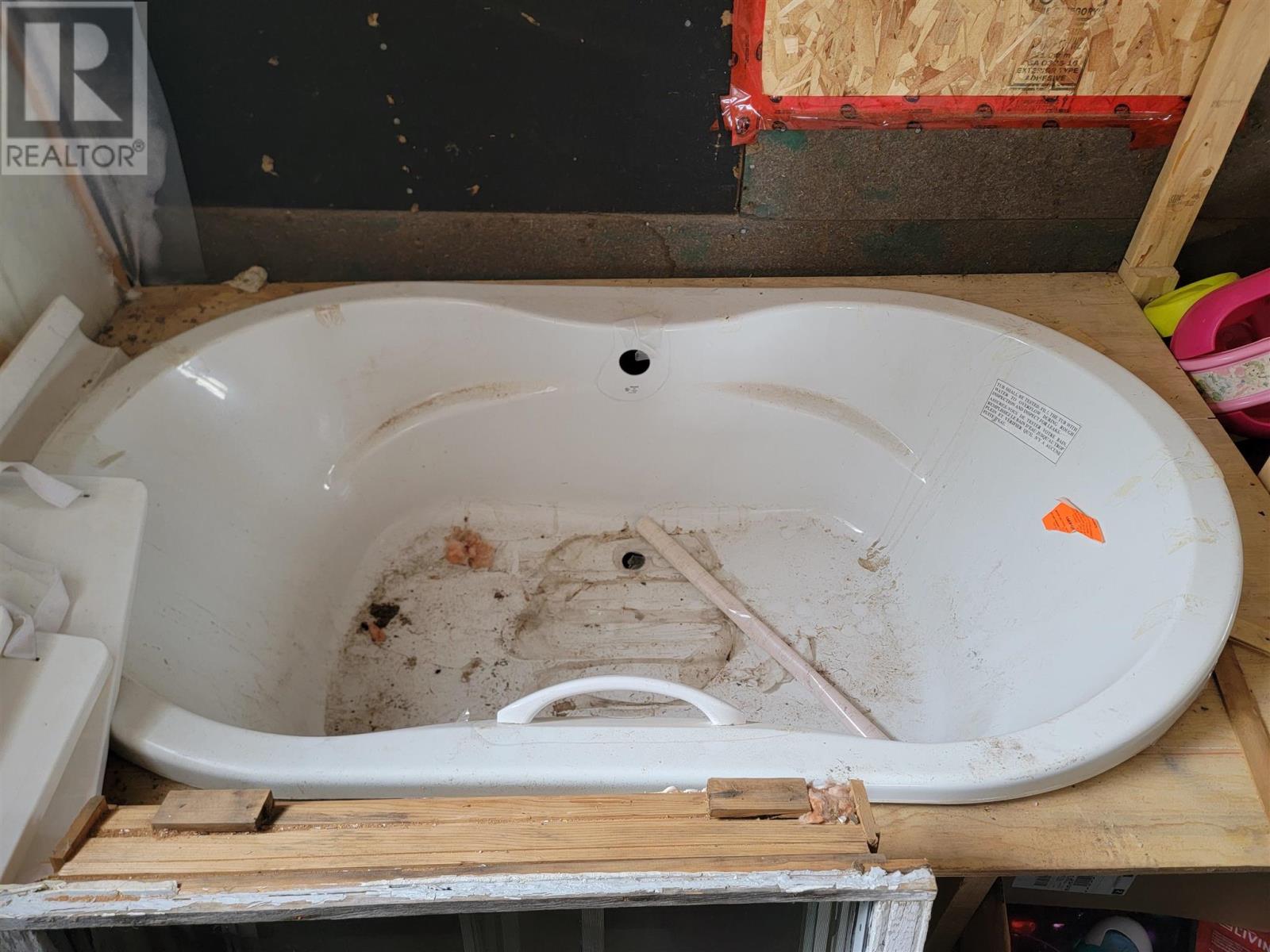 124 Sykes St, Atikokan, Ontario  P0T 1C0 - Photo 15 - TB252520