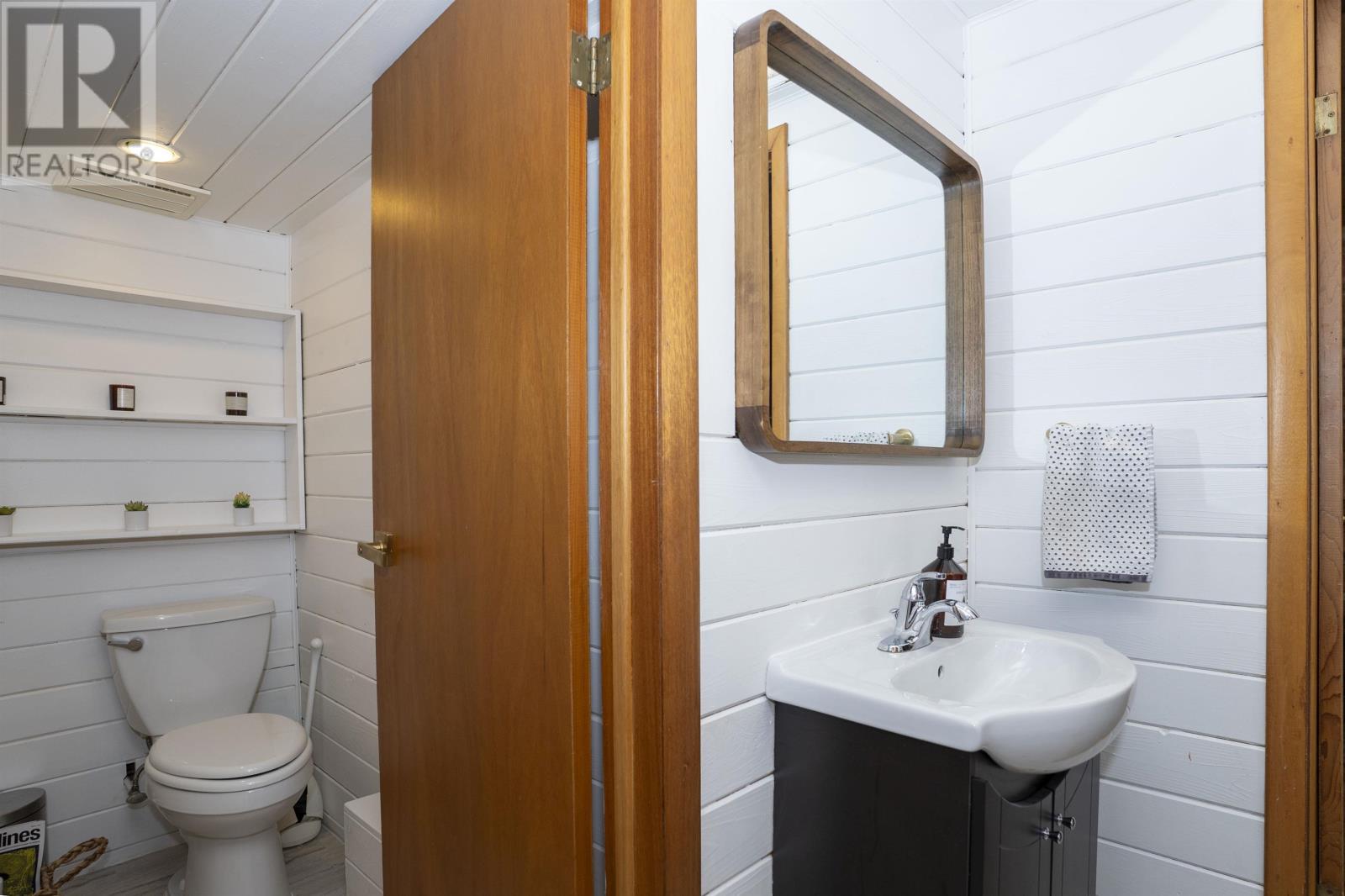 76 Hill St, Thunder Bay, Ontario  P7B 3T8 - Photo 30 - TB2600009