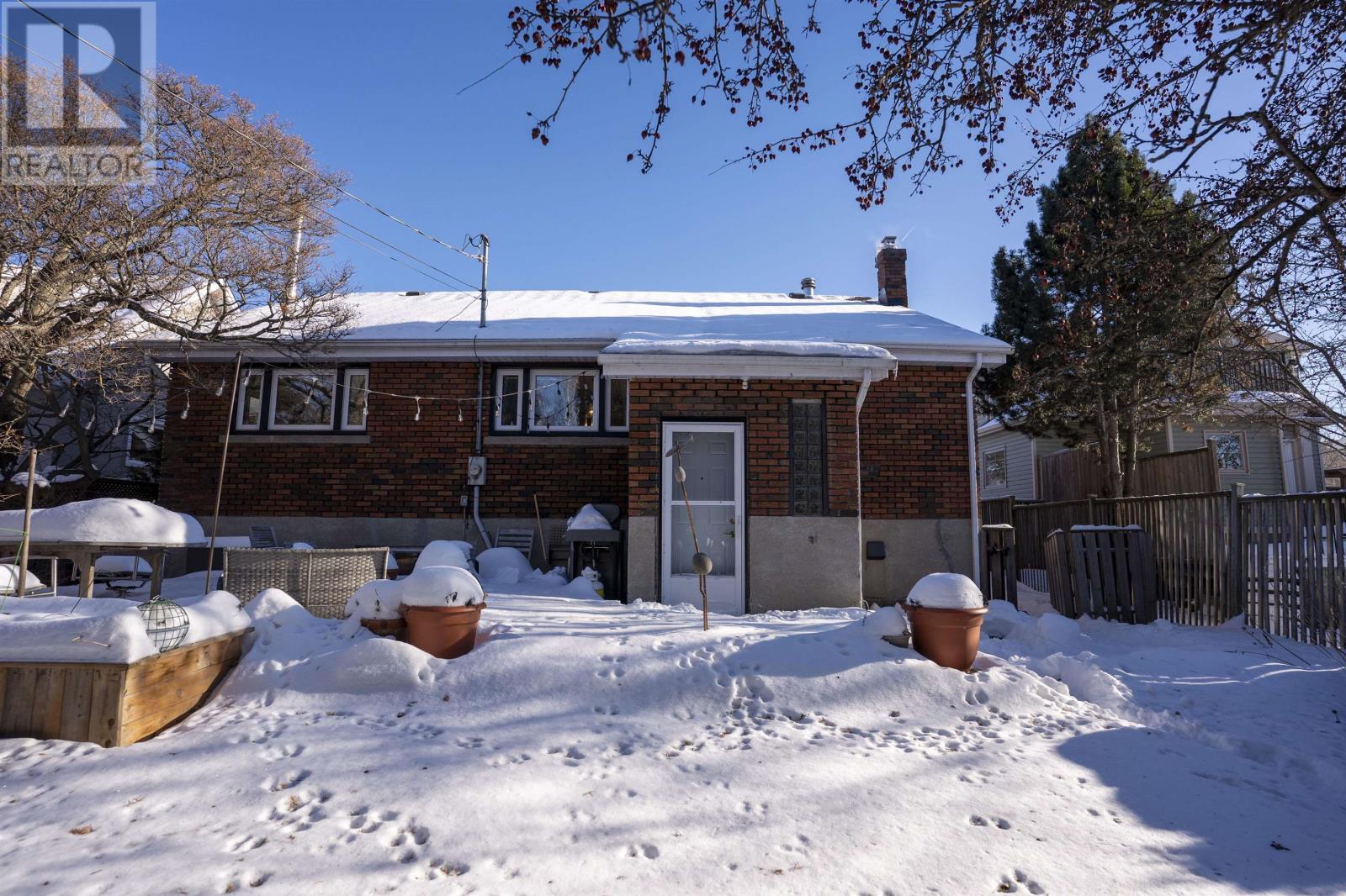 76 Hill St, Thunder Bay, Ontario  P7B 3T8 - Photo 34 - TB2600009