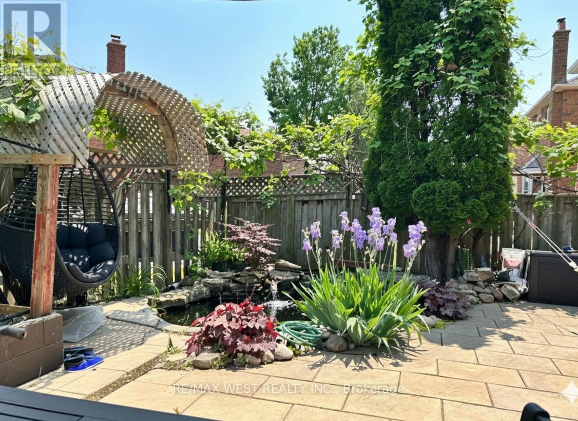 482 Laurentian Avenue, Mississauga, Ontario  L4Z 2K4 - Photo 38 - W12692464